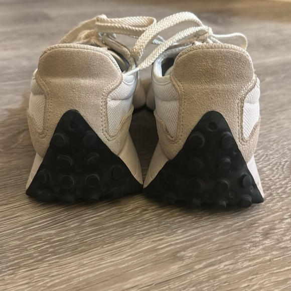 NEW BALANCE SNEAKERS 327 - Picture 3 of 8